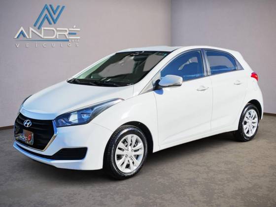 HYUNDAI HB20 1.0 COMFORT 12V FLEX 4P MANUAL HYUNDAI HB20 1.0 COMFORT 12V FLEX 4P MANUAL